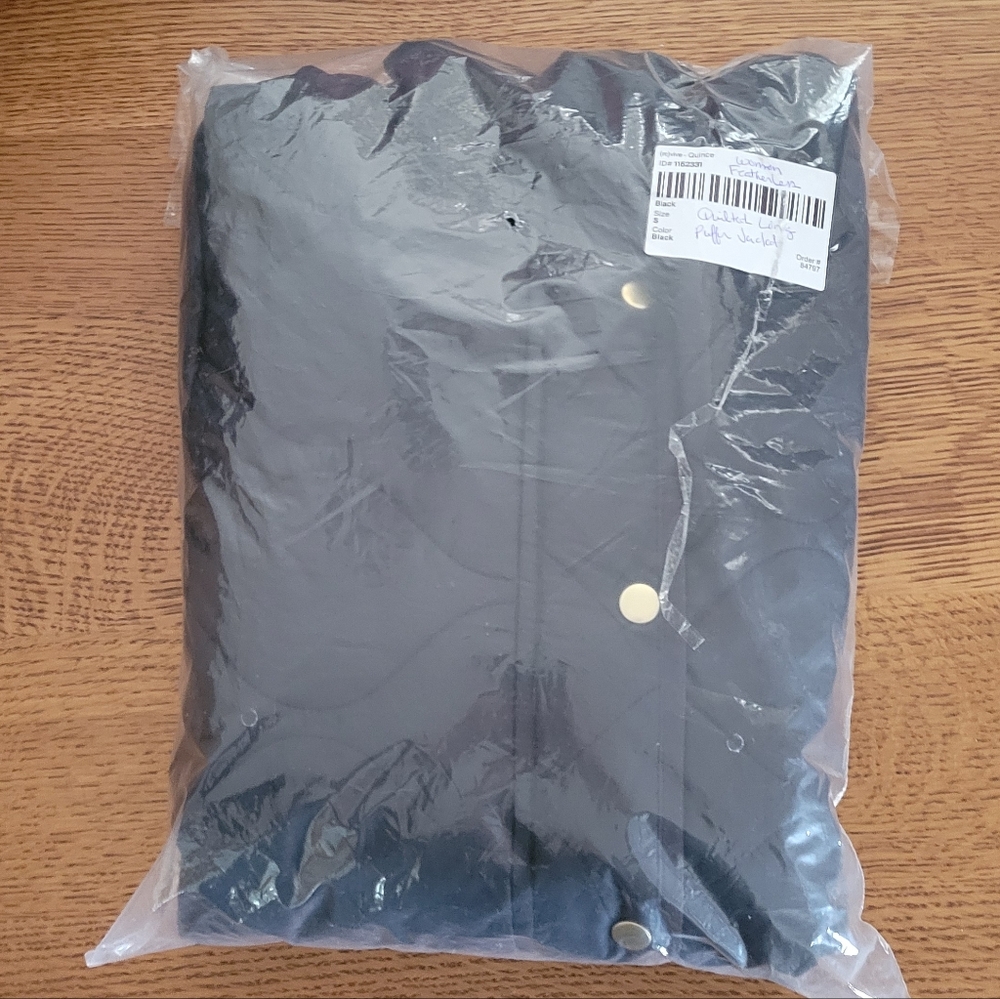 Quince Featherless Quilted Long Puffer Jacket - black - Picture 14 of 16